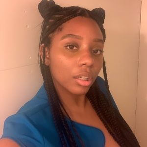 Meet your Posher, Alysha